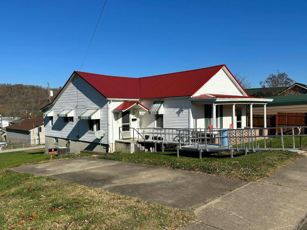 1413 FOREST AVE, MAYSVILLE, KY 41056, photo 1 of 19